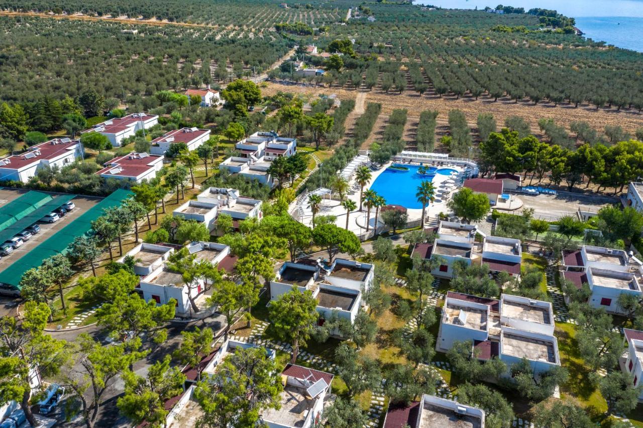 Villaggio Baia Del Monaco Manfredonia Exteriör bild