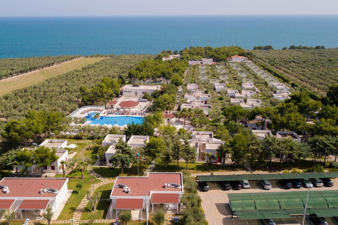 Villaggio Baia Del Monaco Manfredonia Exteriör bild