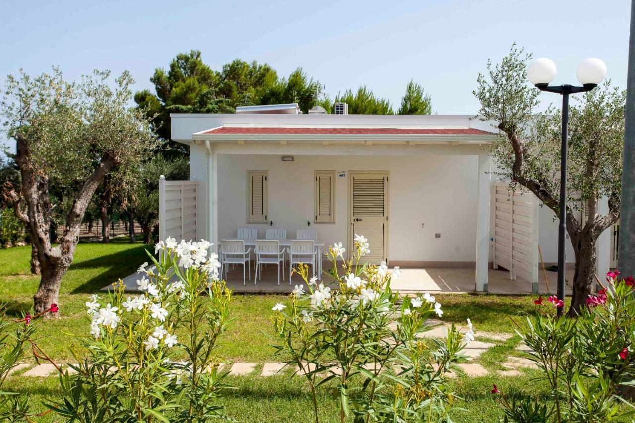 Villaggio Baia Del Monaco Manfredonia Exteriör bild